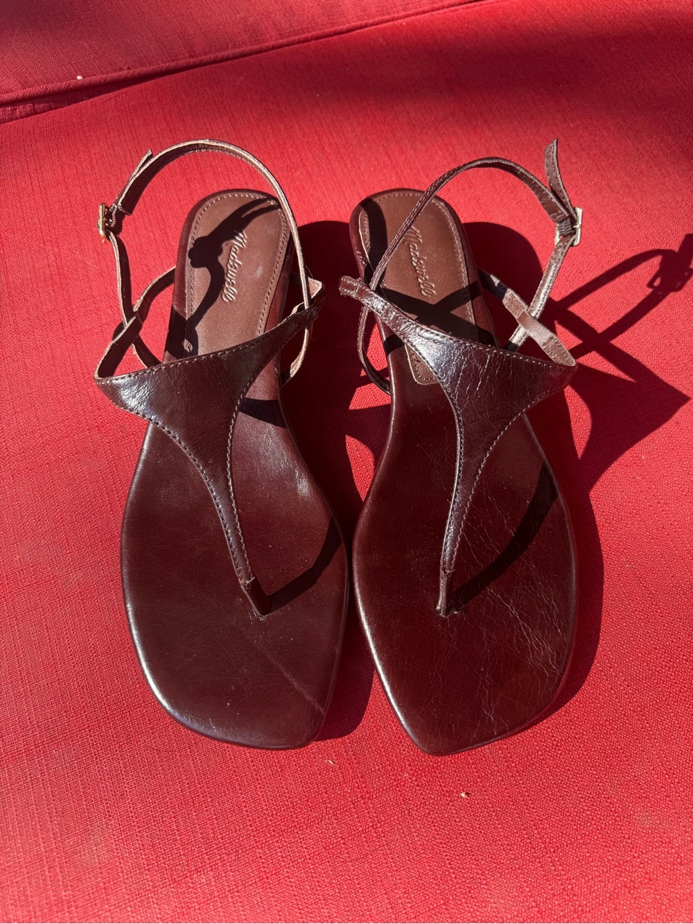 Madewell Women’s Brown Leather T-Strap Sandals w/ kitten heel